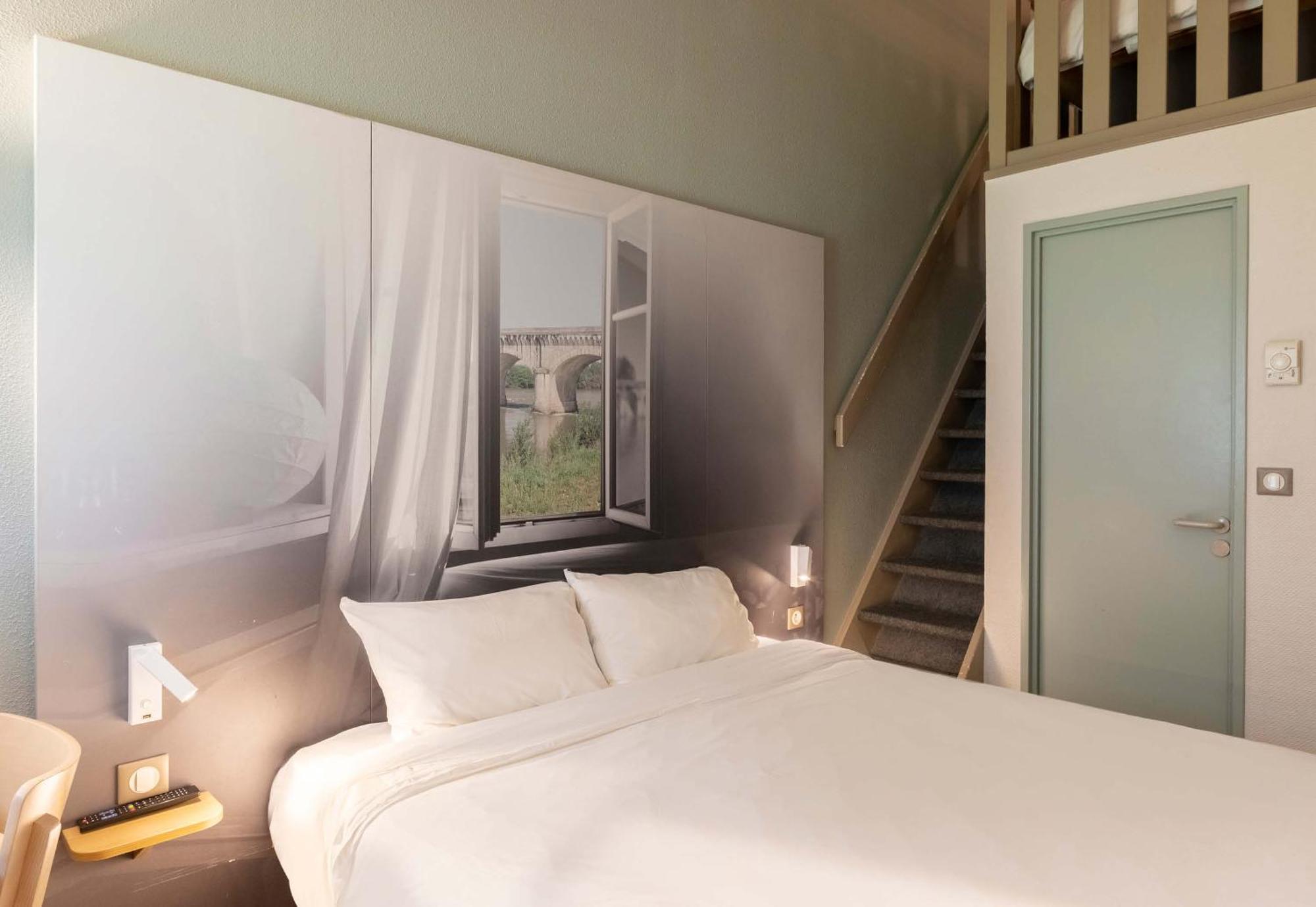 B&B Hotel Ажен Экстерьер фото